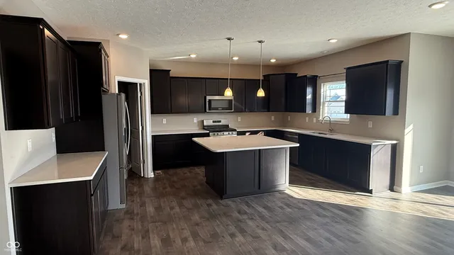 $2,800 | 6923 Bryant Place, Plainfield, IN 46168