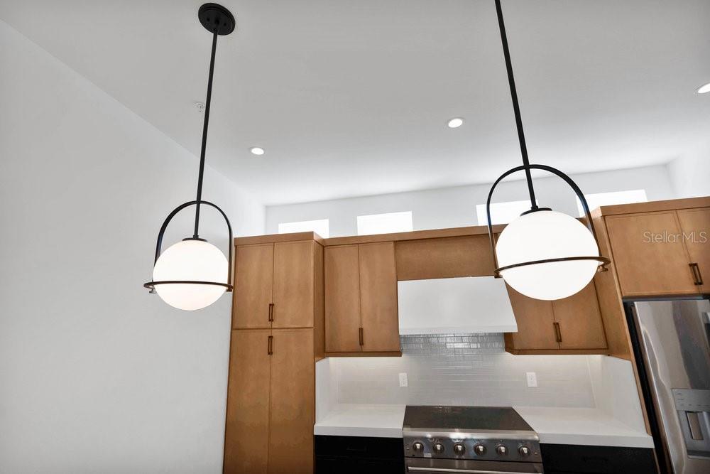 1008 East Robinson Street Orlando, FL 32801 - Photo 11 of 40 a living room with a couch