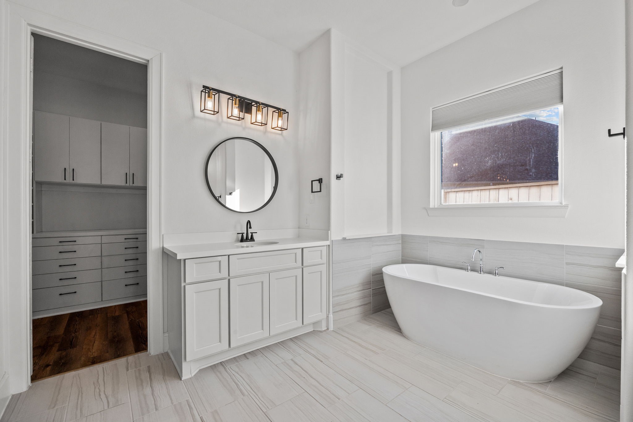 4611 Bernard Drive Manvel, TX 77583 - Photo 21 of 50 Primary Bathroom