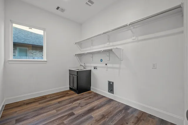 $629,999 | 4611 Bernard Drive, Manvel, TX 77583