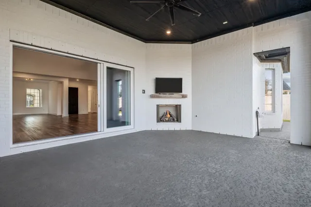 $629,999 | 4611 Bernard Drive, Manvel, TX 77583