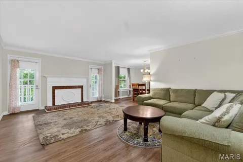 $199,000 | 15021 Claymoor Court, Unit 9, Chesterfield, MO 63017
