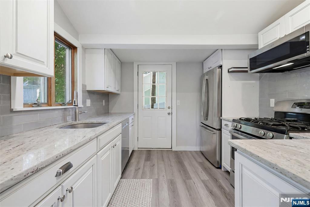 9 Juniper Trail Butler, NJ 07405 - Photo 7 of 28
