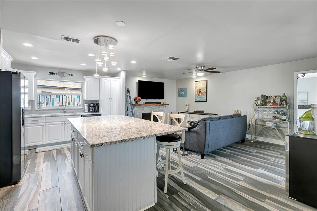 7643 Vienna Lane Port Richey, FL 34668 - Photo 9 of 34 Gallery Image 9