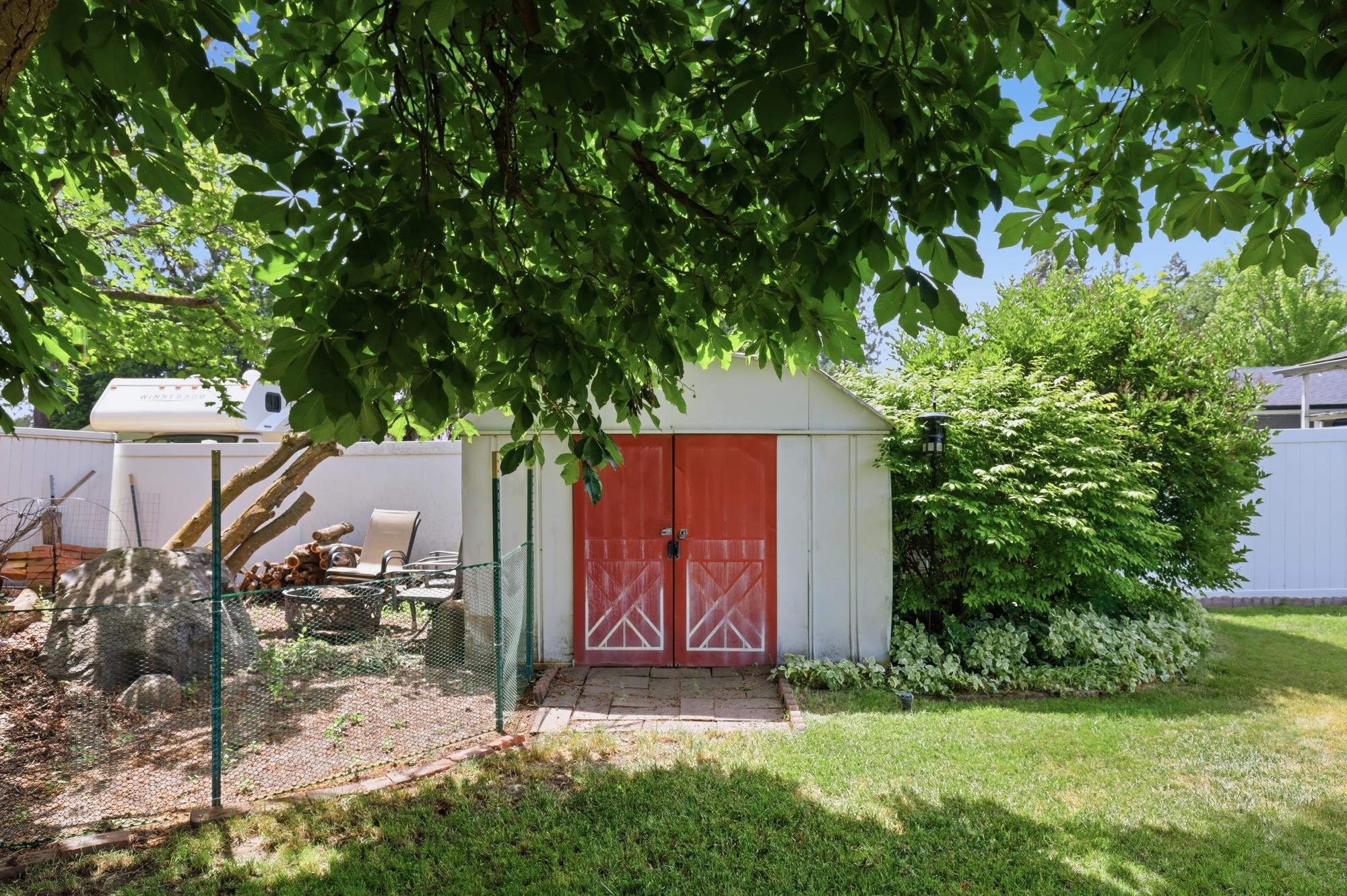 413 North 3rd Street Cheney, WA 99004 - Photo 41 of 47