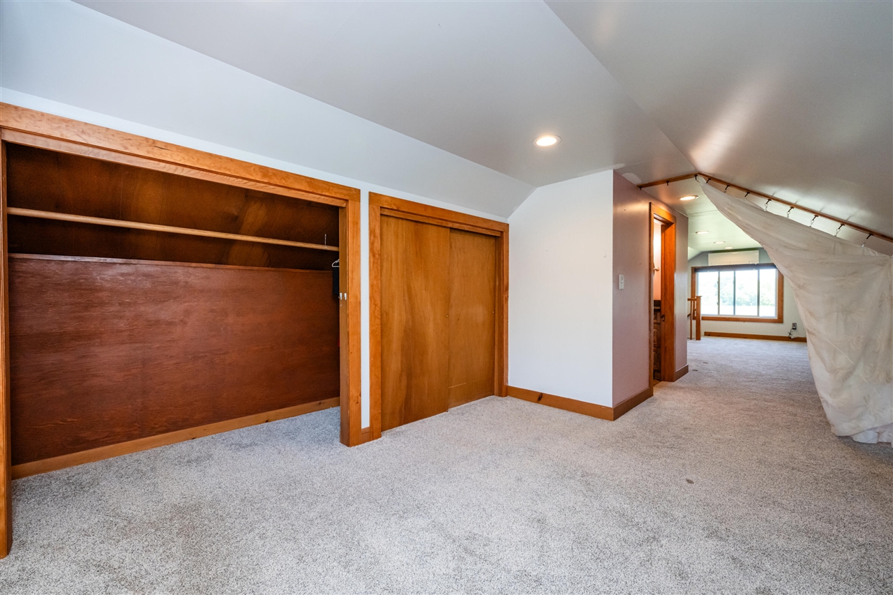 887 West Hinchman Road Baroda, MI 49101 - Photo 26 of 56