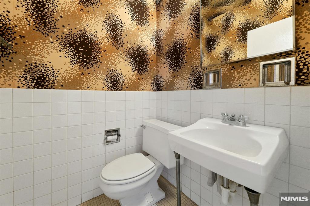 5 Horizon Road, Unit 503 Fort Lee, NJ 07024 - Photo 21 of 45