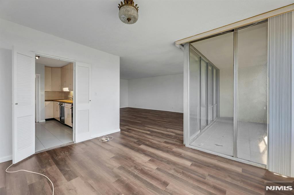 5 Horizon Road, Unit 503 Fort Lee, NJ 07024 - Photo 22 of 45