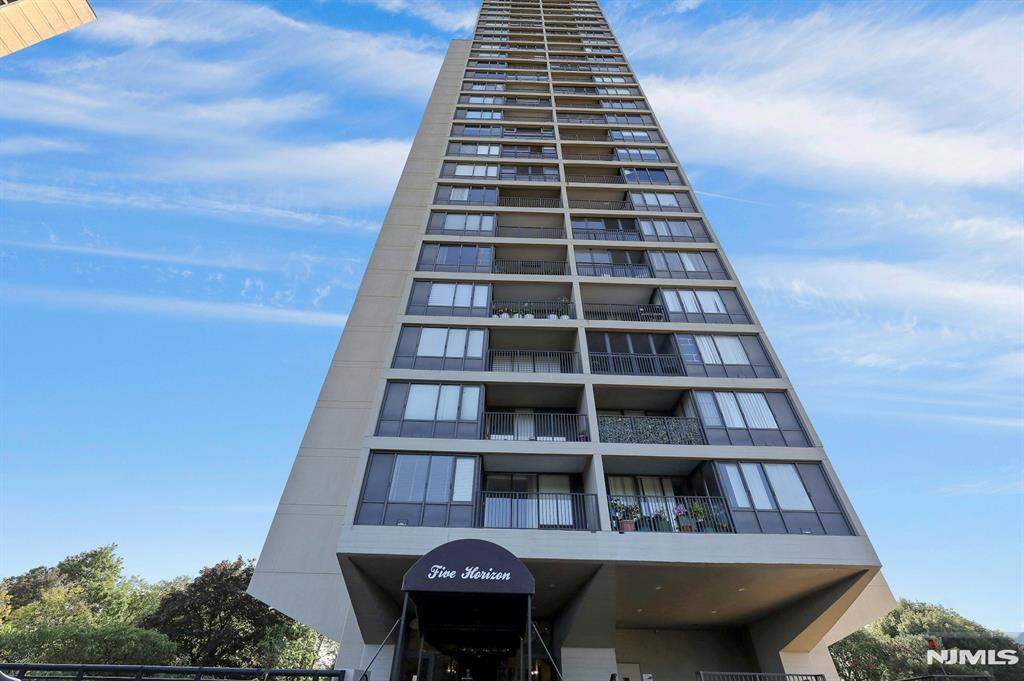 5 Horizon Road, Unit 503 Fort Lee, NJ 07024 - Photo 36 of 45