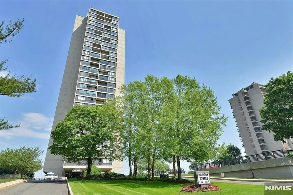 5 Horizon Road, Unit 503 Fort Lee, NJ 07024 - Photo 43 of 45