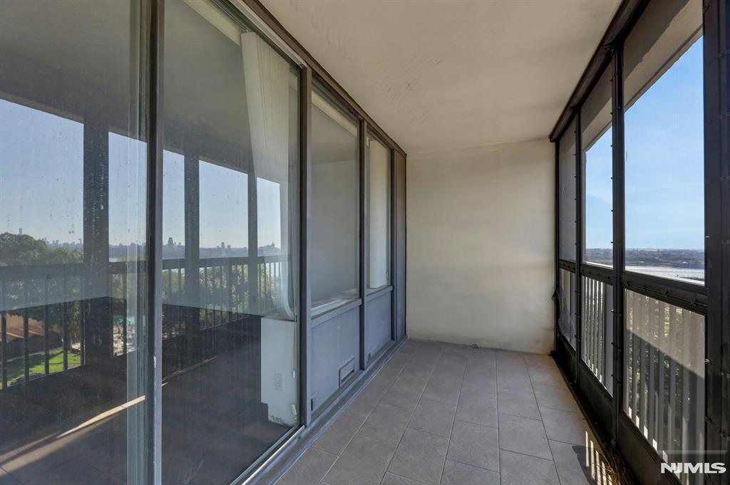 5 Horizon Road, Unit 503 Fort Lee, NJ 07024 - Photo 6 of 45