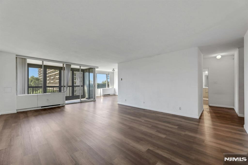 5 Horizon Road, Unit 503 Fort Lee, NJ 07024 - Photo 10 of 45