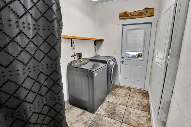 $799,000 | 16418 Winburn Drive, Sarasota, FL 34240