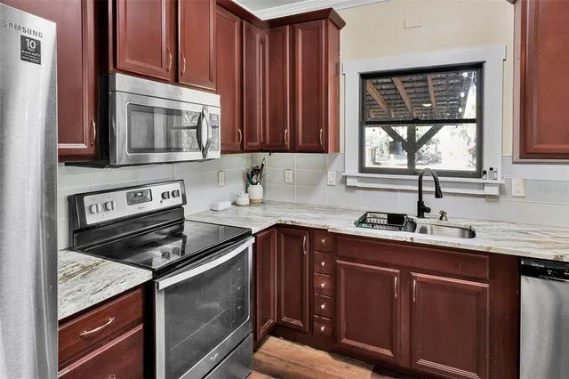 $799,000 | 16418 Winburn Drive, Sarasota, FL 34240