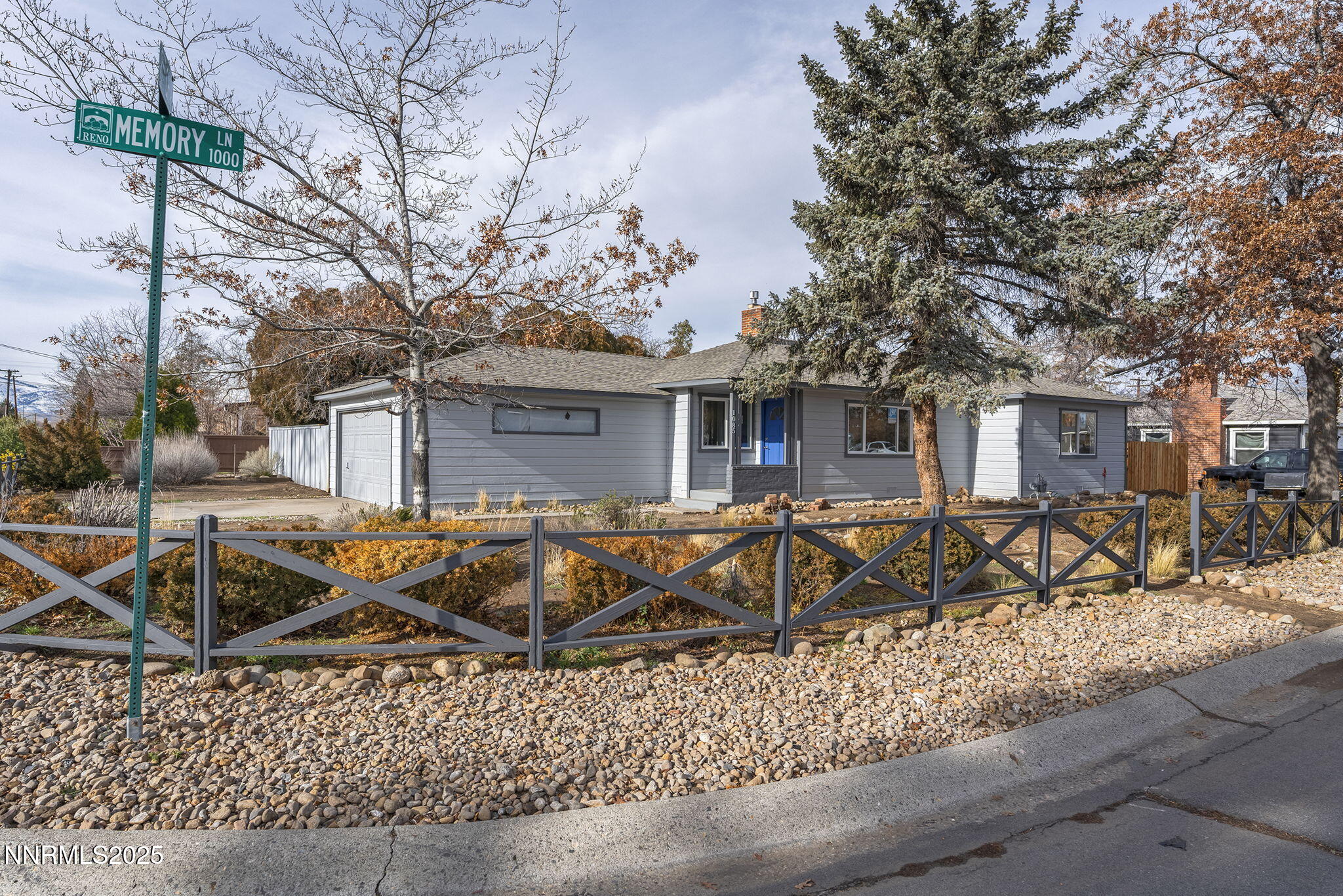 1085 Memory Lane Reno, NV 89509 - Photo 2 of 21 a view of a yard with wooden fence