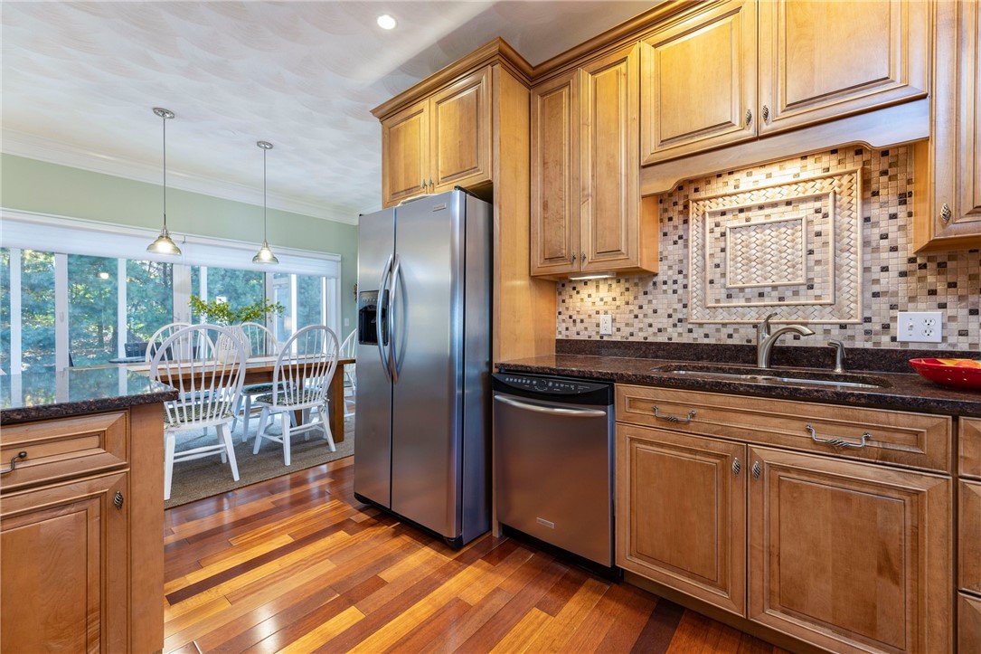 24 Butterfly Drive Westerly, RI 02891 - Photo 6 of 27