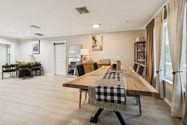 $6,750 | 2302 South Arrawana Avenue, Tampa, FL 33629