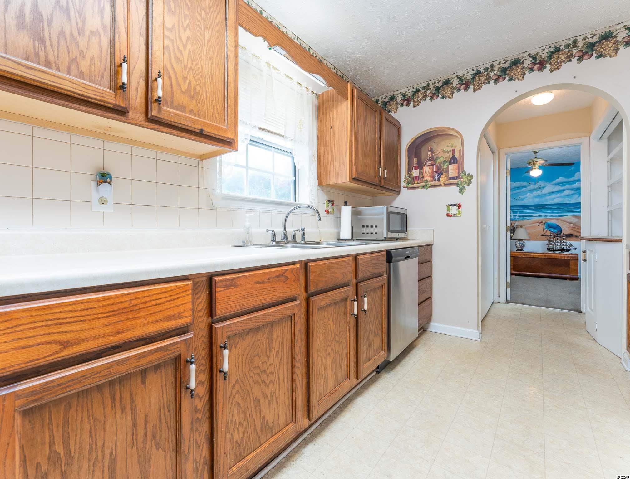 8041 Box Court Murrells Inlet, SC 29576 - Photo 12 of 31 Gallery Image 12