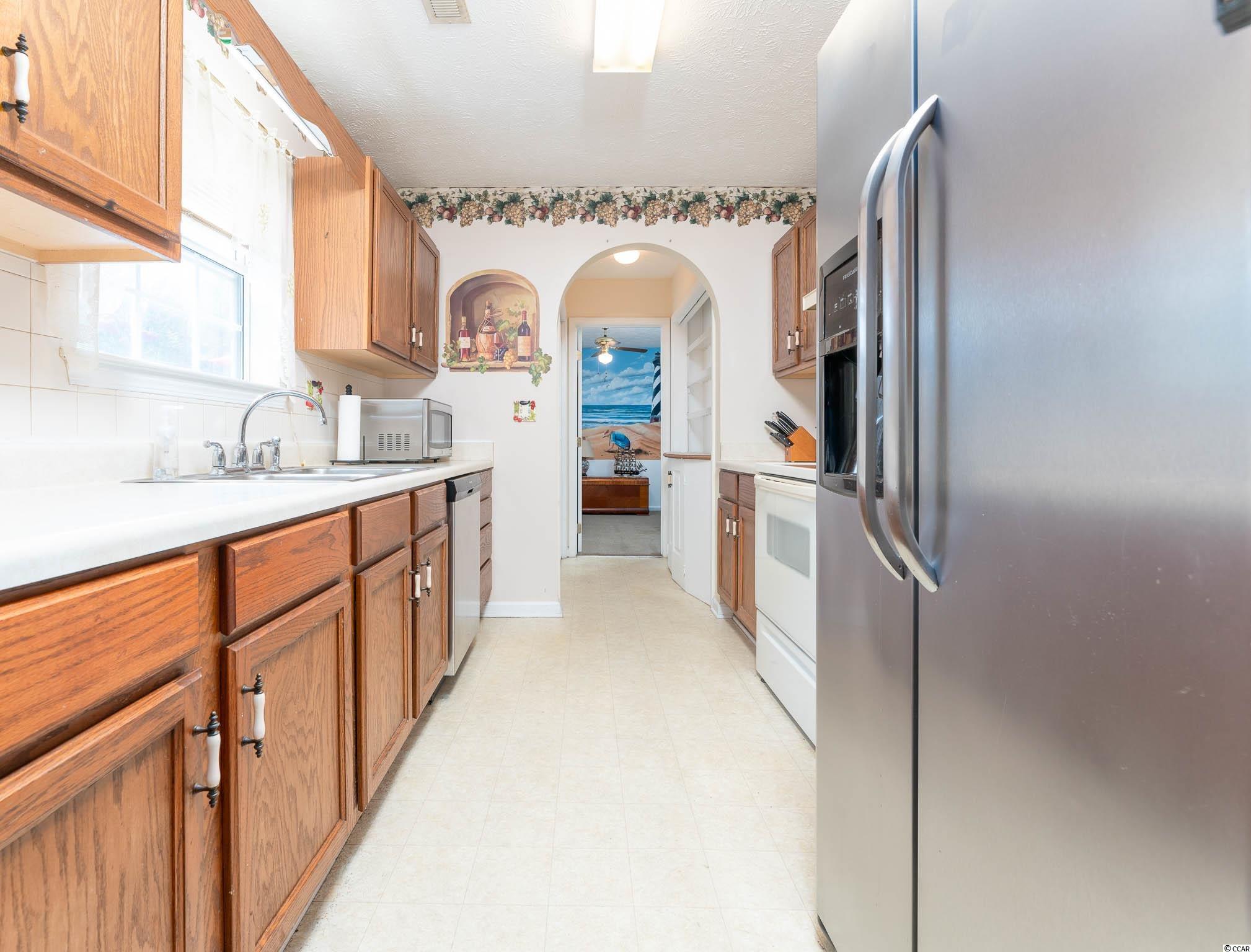 8041 Box Court Murrells Inlet, SC 29576 - Photo 14 of 31 Gallery Image 14