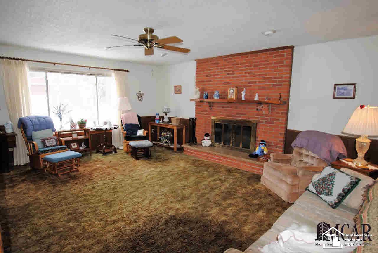 237 East Dean Road Temperance, MI 48182 - Photo 8 of 24