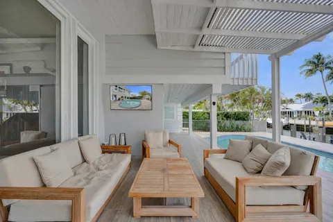 $2,495,000 | 3001 Northeast 47th Street, Lighthouse Point, FL 33064