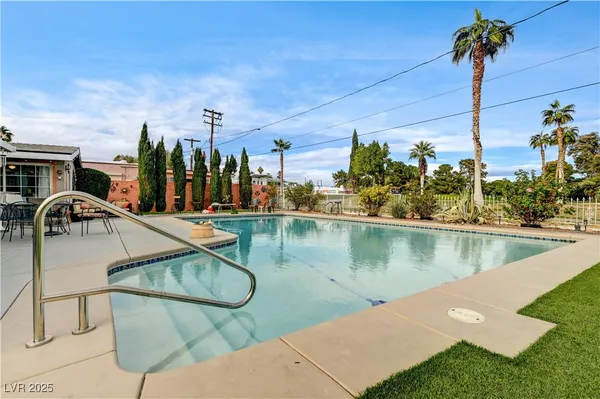 $1,400 | 1914 Ottawa Drive, Las Vegas, NV 89169