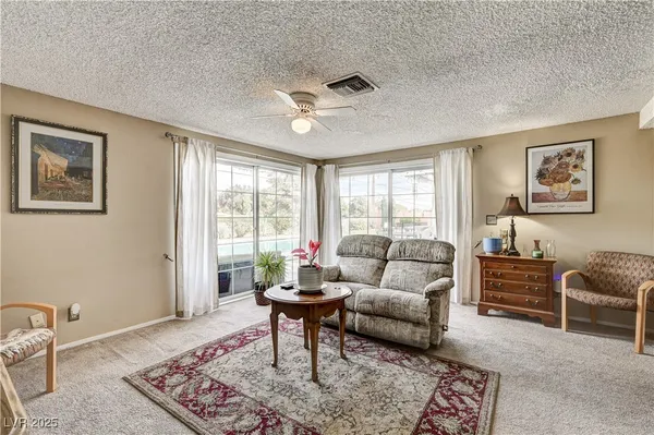 $1,400 | 1914 Ottawa Drive, Las Vegas, NV 89169