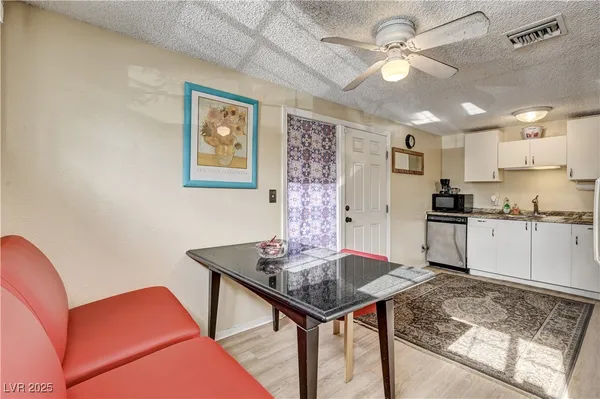 $1,400 | 1914 Ottawa Drive, Las Vegas, NV 89169