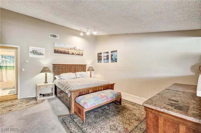 $1,400 | 1914 Ottawa Drive, Las Vegas, NV 89169