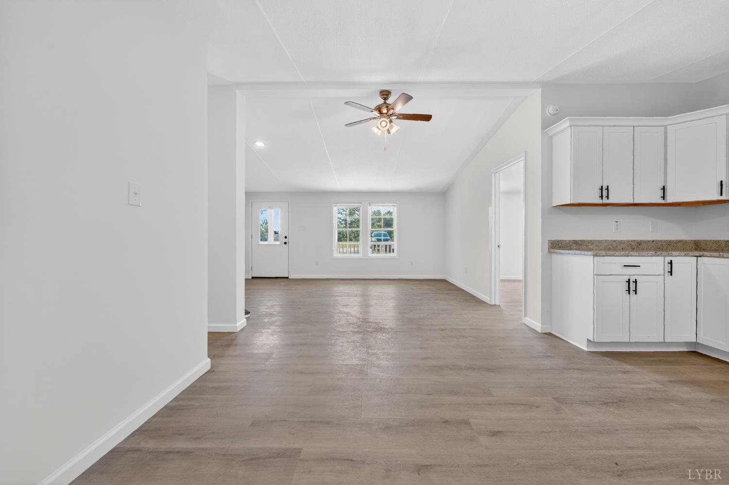 3255 Cutbanks Road Pamplin, VA 23958 - Photo 8 of 30