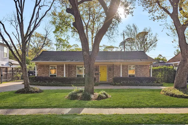 $645,000 | 1328 Bingle Road, Houston, TX 77055