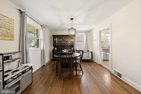 $299,900 | 605 Circle Terrace, Morton, PA 19070