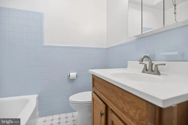 $239,000 | 107 North Bishop Avenue, Clifton Heights, PA 19018