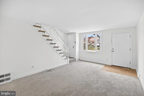 $239,000 | 107 North Bishop Avenue, Clifton Heights, PA 19018