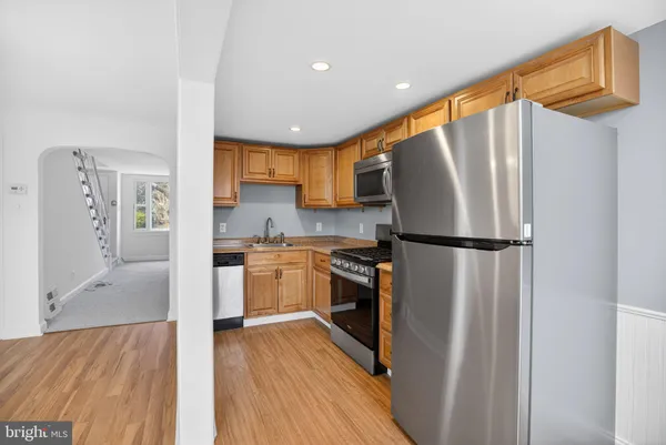 $239,000 | 107 North Bishop Avenue, Clifton Heights, PA 19018