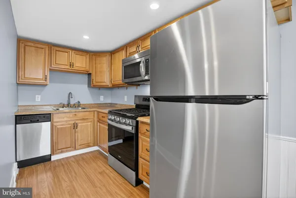 $239,000 | 107 North Bishop Avenue, Clifton Heights, PA 19018