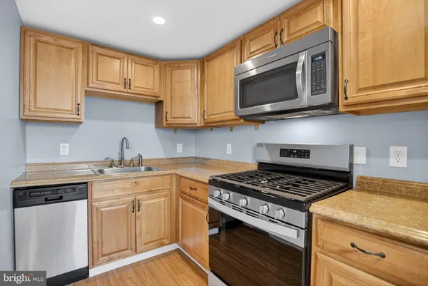 $239,000 | 107 North Bishop Avenue, Clifton Heights, PA 19018