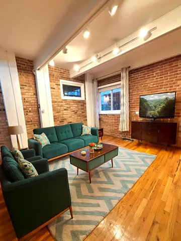 $4,500 | 1630 North Sedgwick Street, Unit 2, Chicago, IL 60614