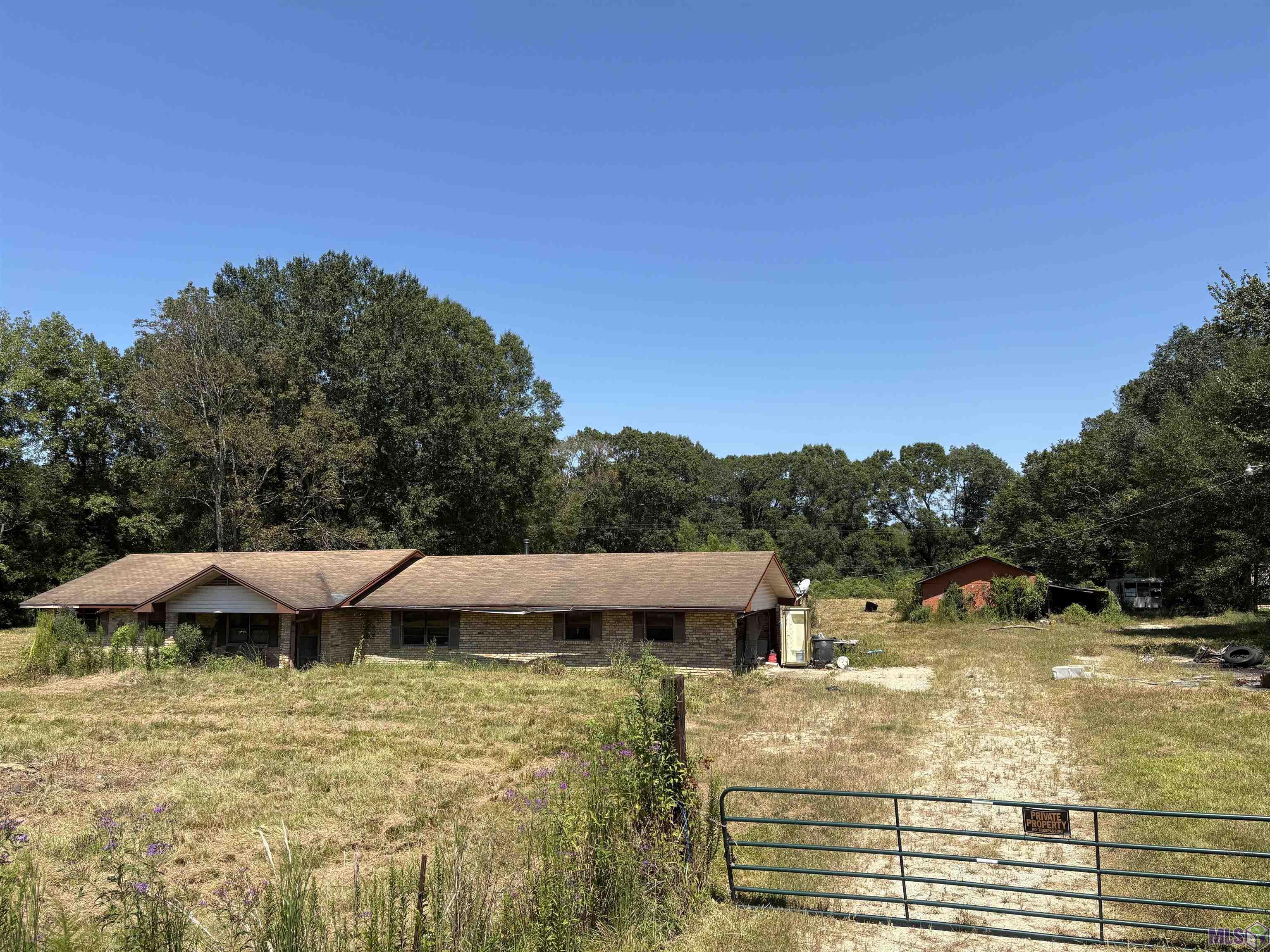 6493 Port Hudson-Pride Road Slaughter, LA 70777 - Photo 2 of 6