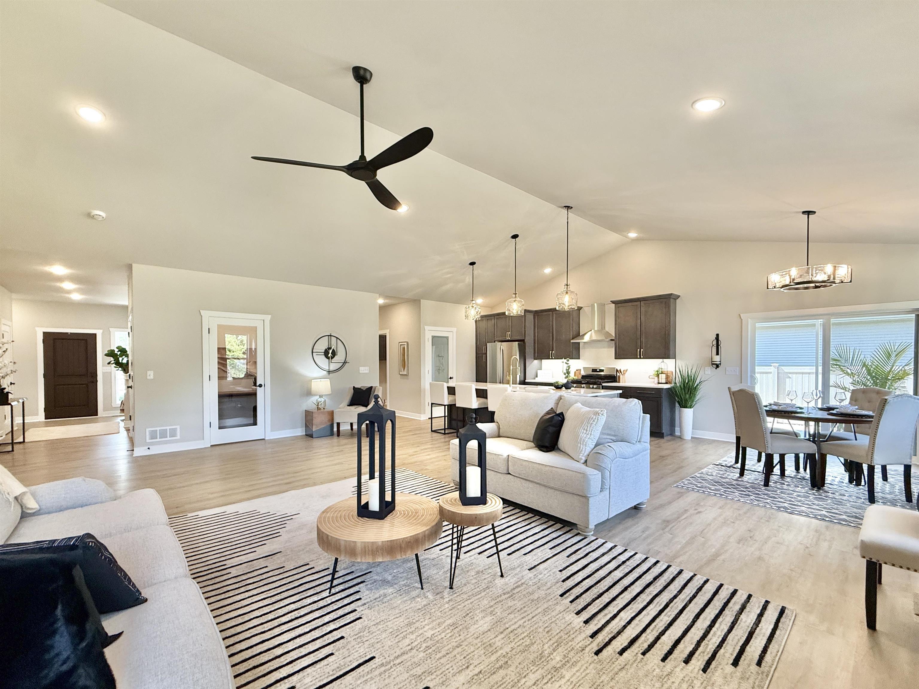 964 Journey Hills Road Milton, WI 53563 - Photo 3 of 32