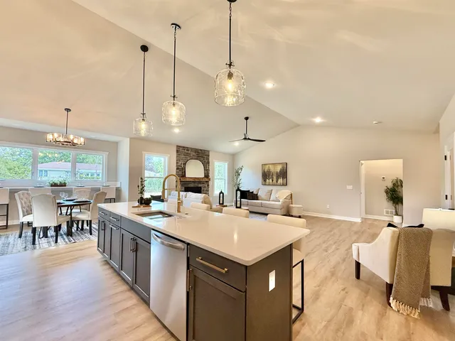 $599,990 | 964 Journey Hills Road, Milton, WI 53563