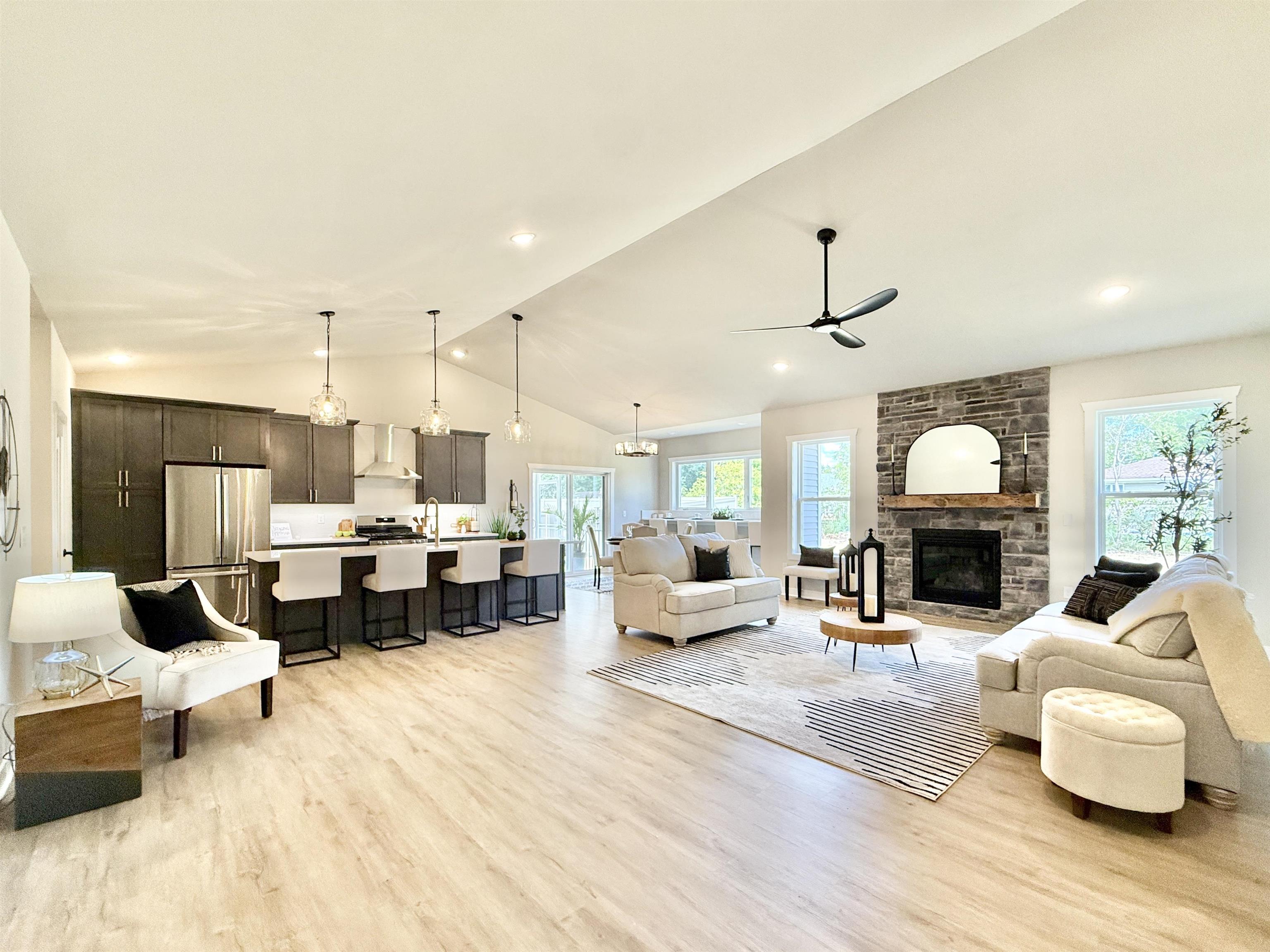 964 Journey Hills Road Milton, WI 53563 - Photo 5 of 32