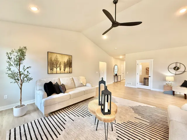 $599,990 | 964 Journey Hills Road, Milton, WI 53563