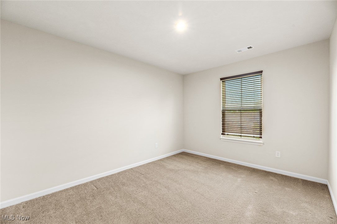 1145 Meadow Run Akron, OH 44321 - Photo 24 of 40