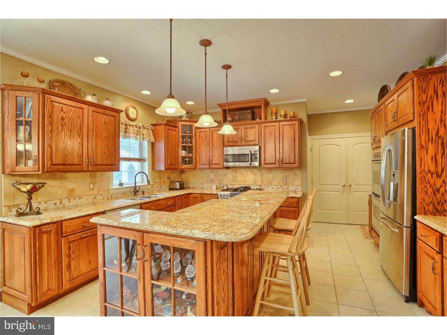 83 Kane Road Morgantown, PA 19543 - Photo 3 of 25 Kitchen