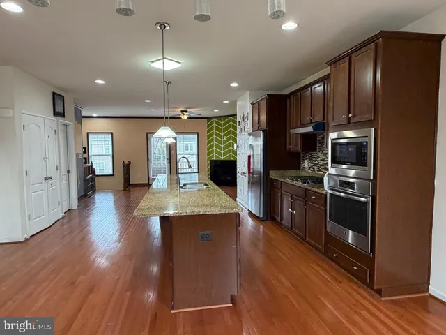 $3,300 | 41840 Diabase Square, Aldie, VA 20105