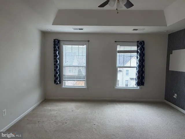 $3,300 | 41840 Diabase Square, Aldie, VA 20105