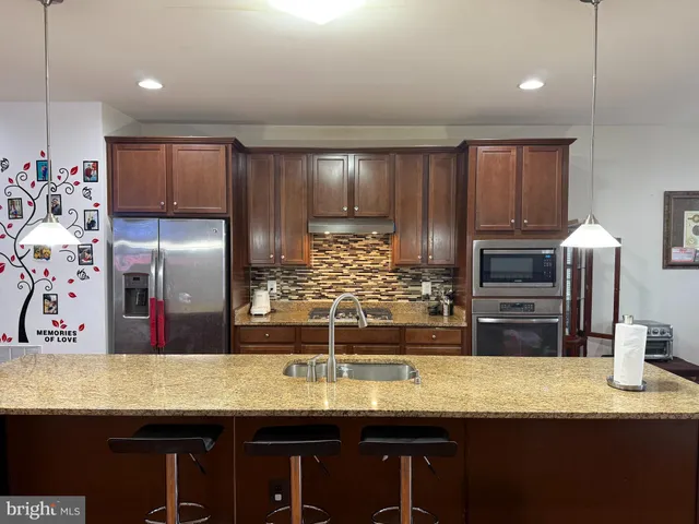 $3,300 | 41840 Diabase Square, Aldie, VA 20105