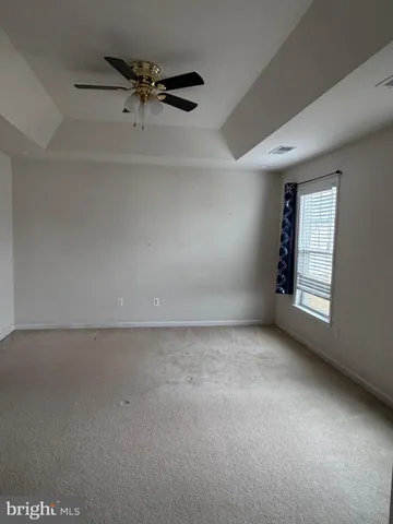 $3,300 | 41840 Diabase Square, Aldie, VA 20105