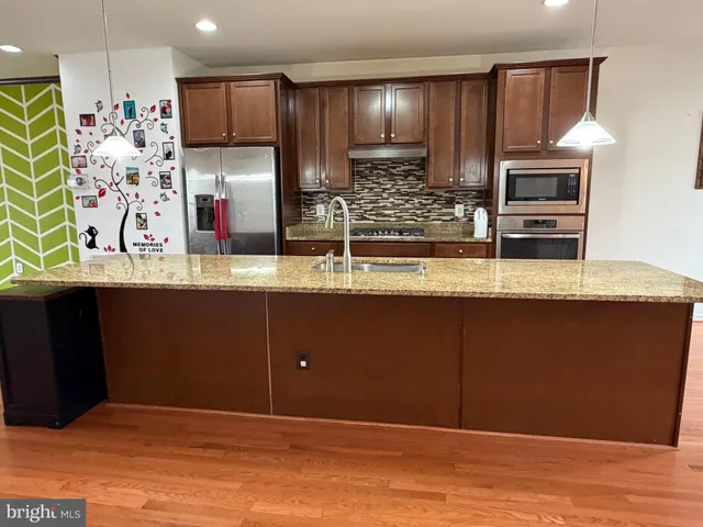 $3,300 | 41840 Diabase Square, Aldie, VA 20105